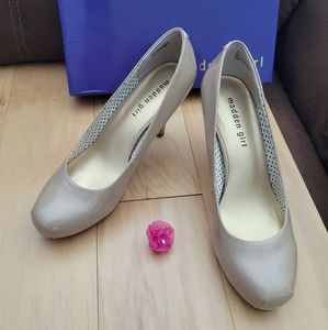 Madden Girl brand. Taupe heels sz 9